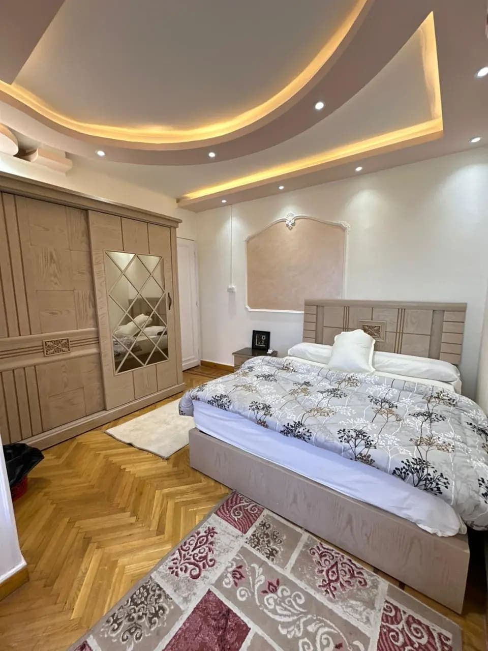 Apartment in Alexandria