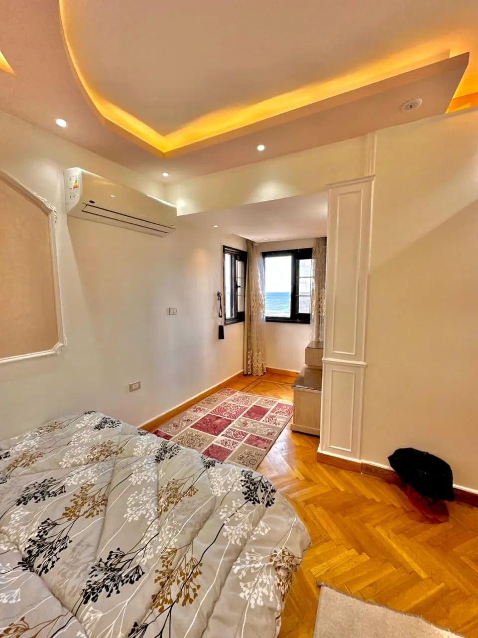 Apartment in Alexandria