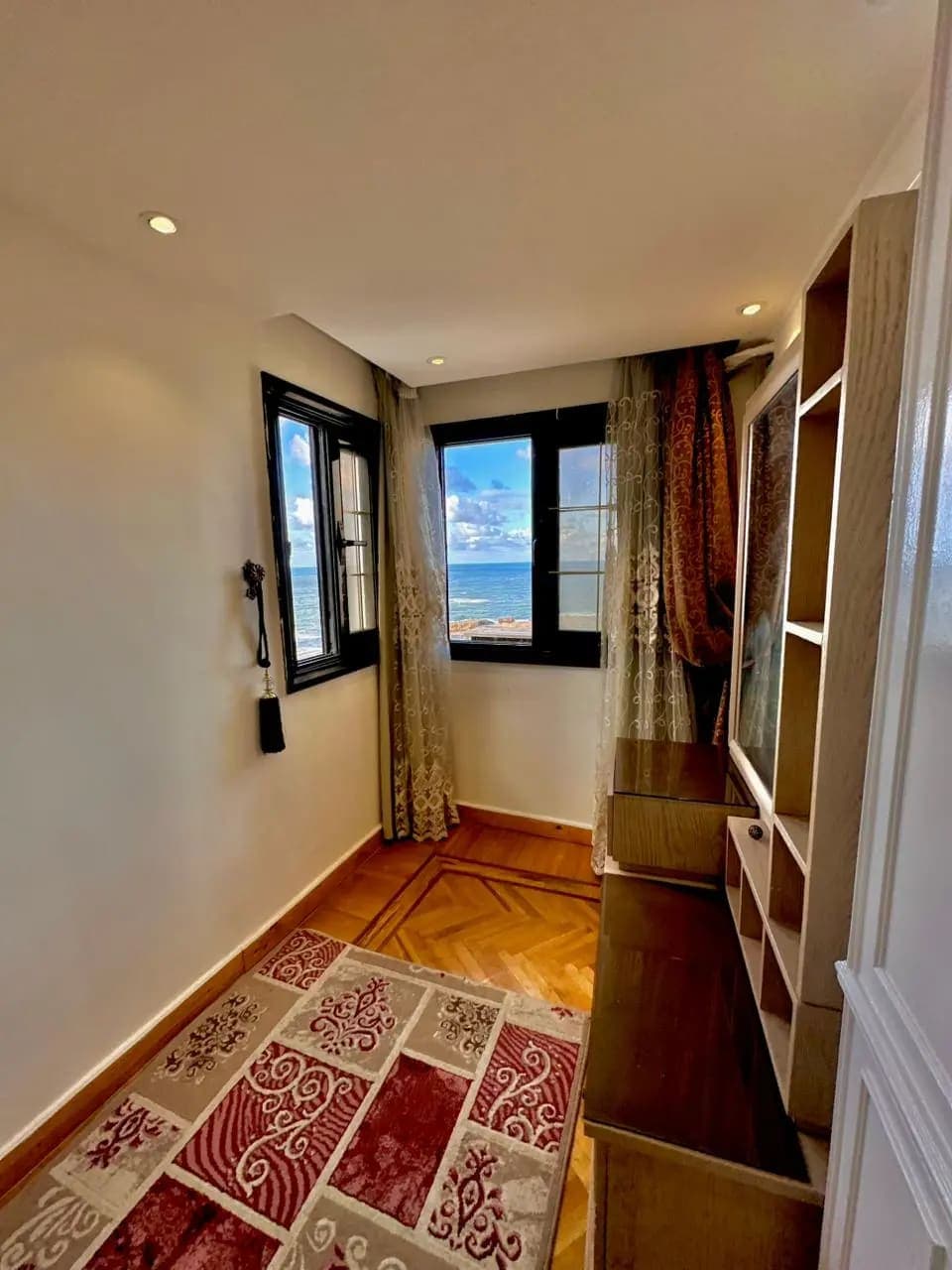 Apartment in Alexandria
