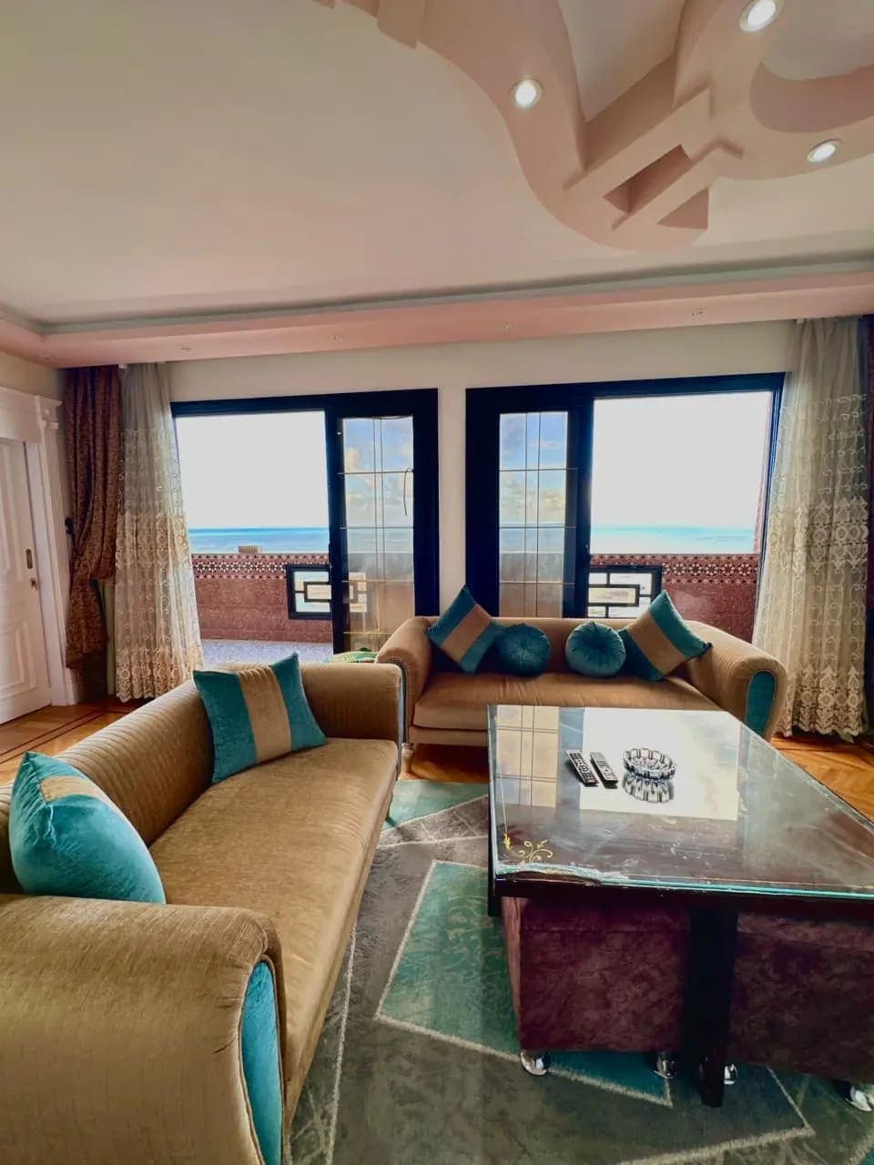 Apartment in Alexandria