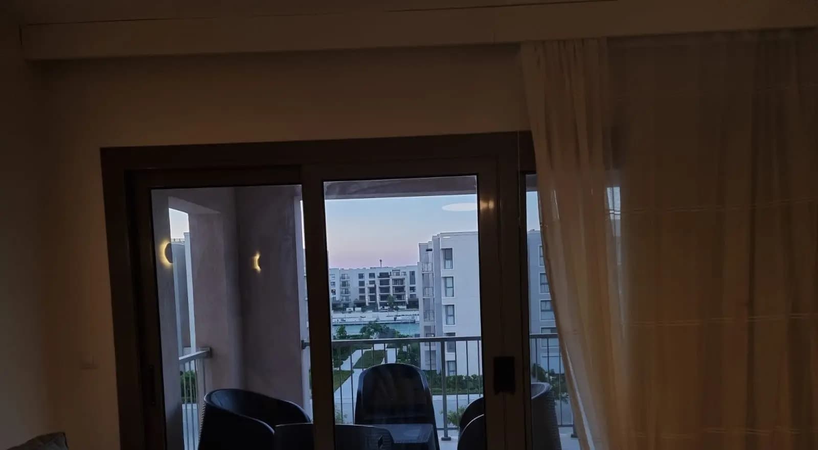 استوديو في الساحل الشمالي