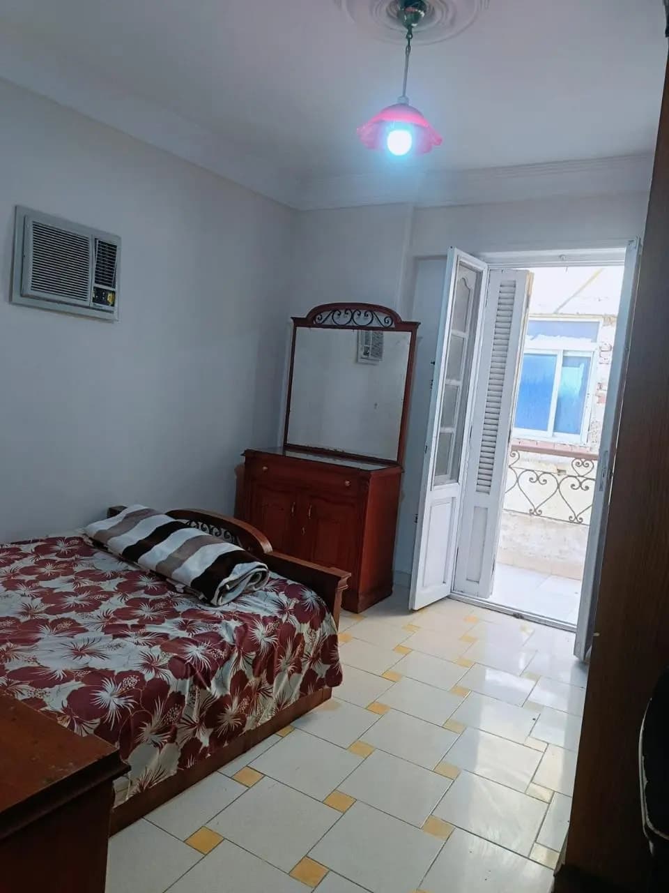 Apartment in Alexandria