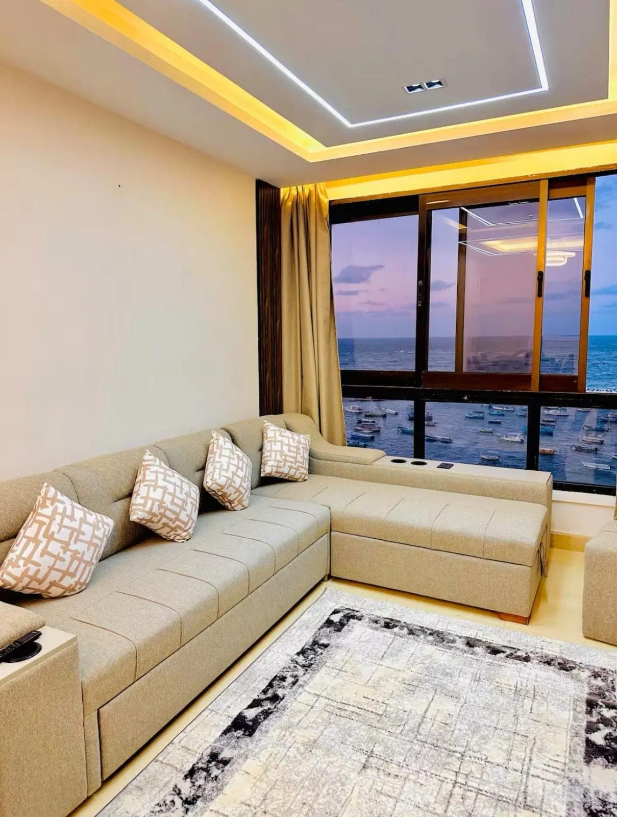 شقة في الإسكندرية