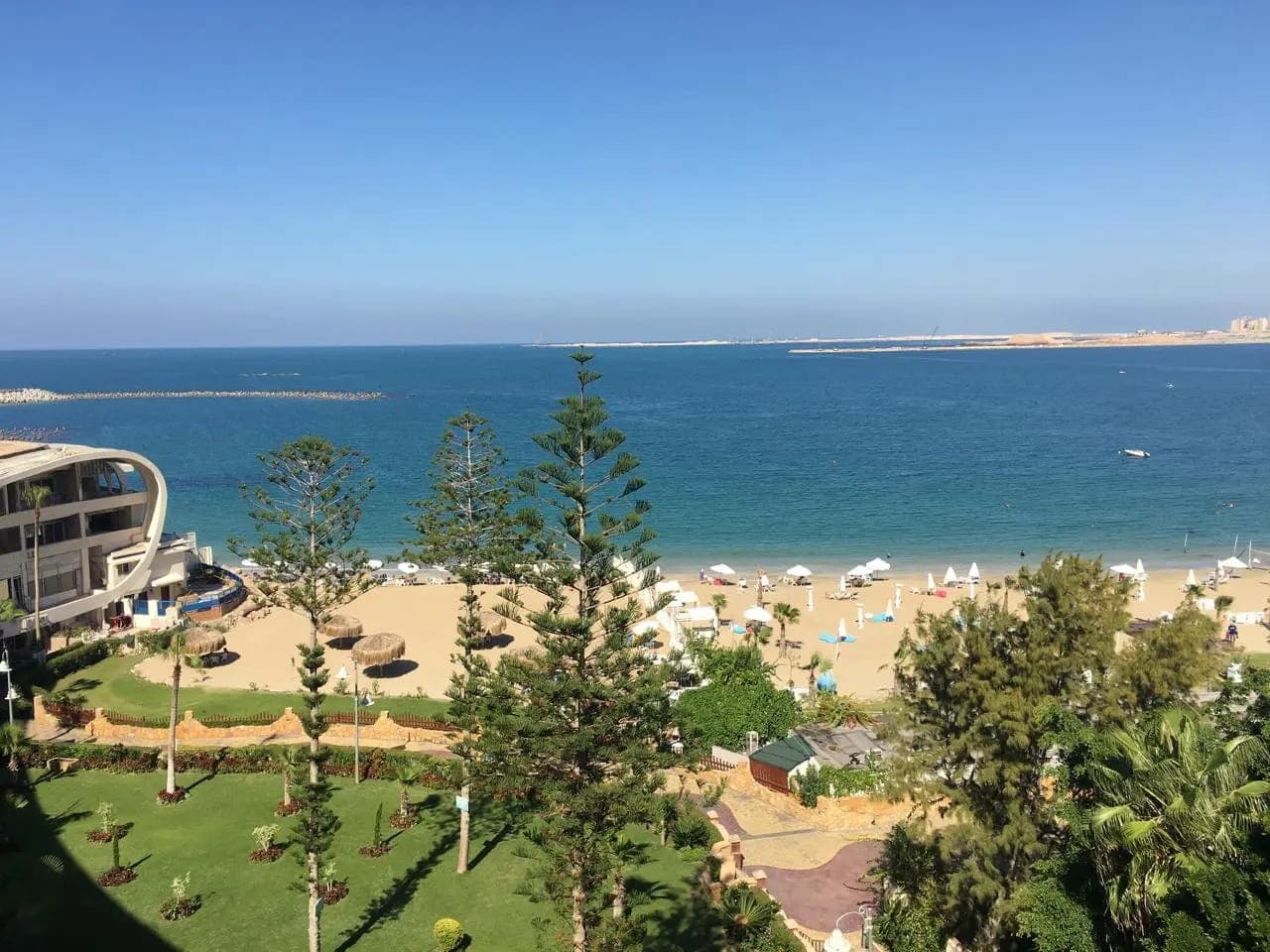 شقة في الإسكندرية