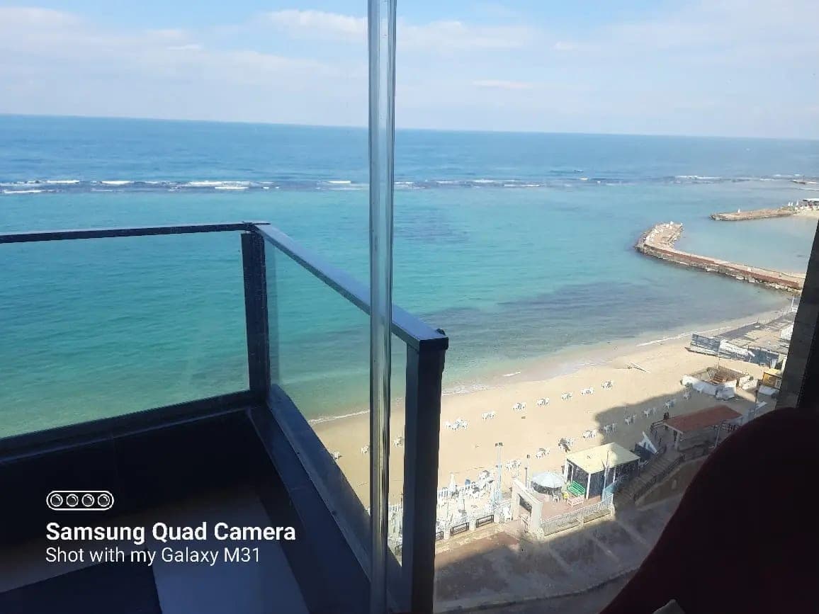 شقة في الإسكندرية