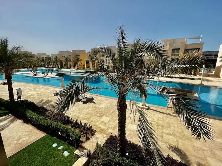 شقة في الجونة