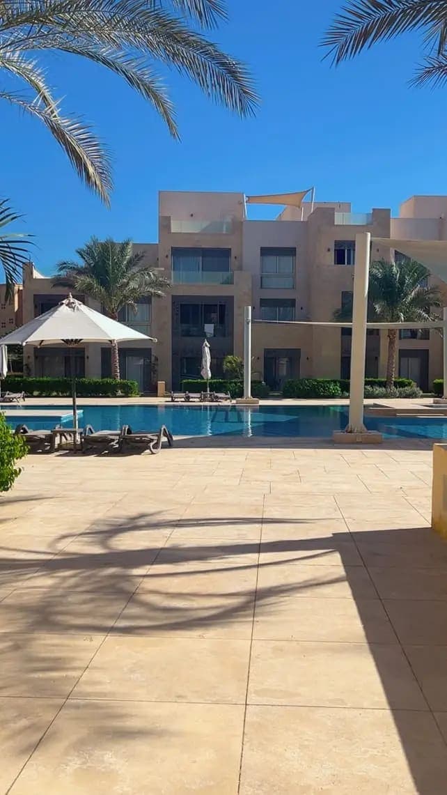 شقة في الجونة