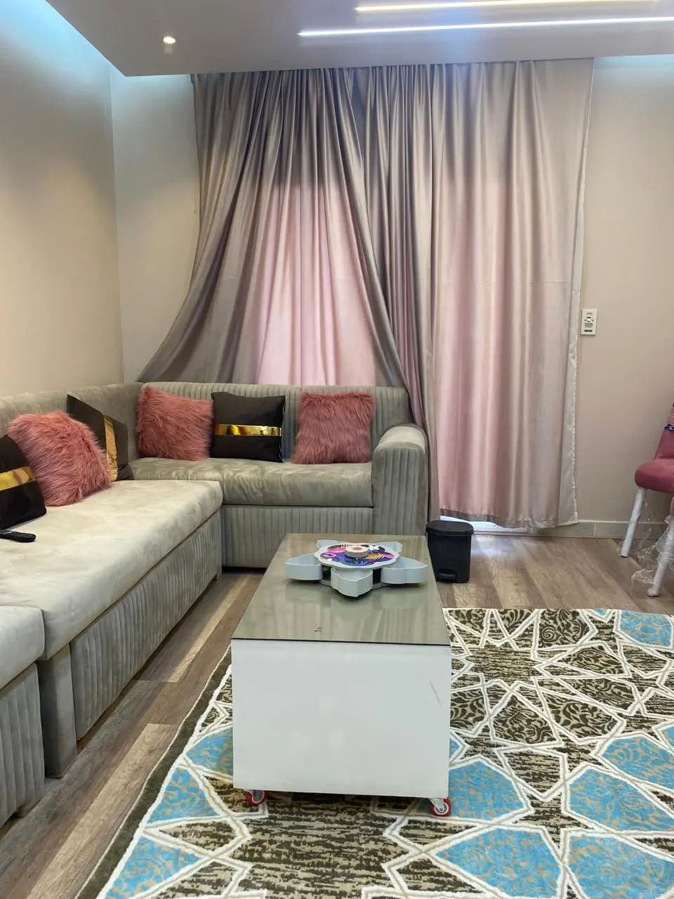 شقة في القاهرة