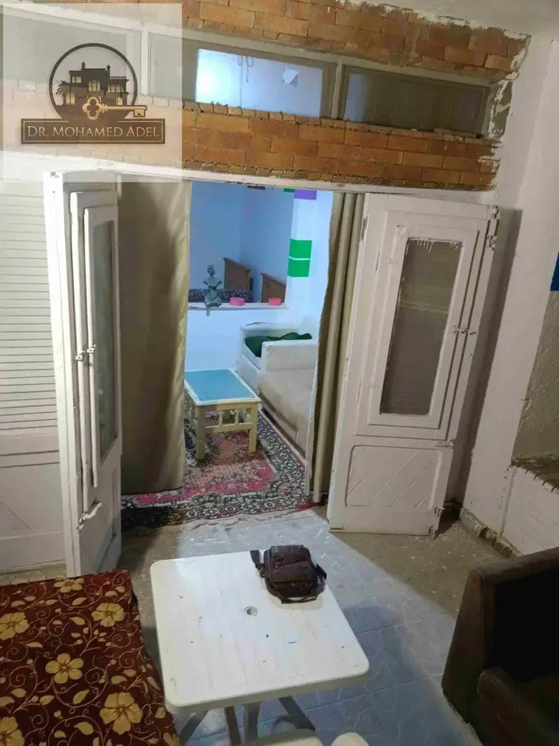 كوخ في الإسكندرية