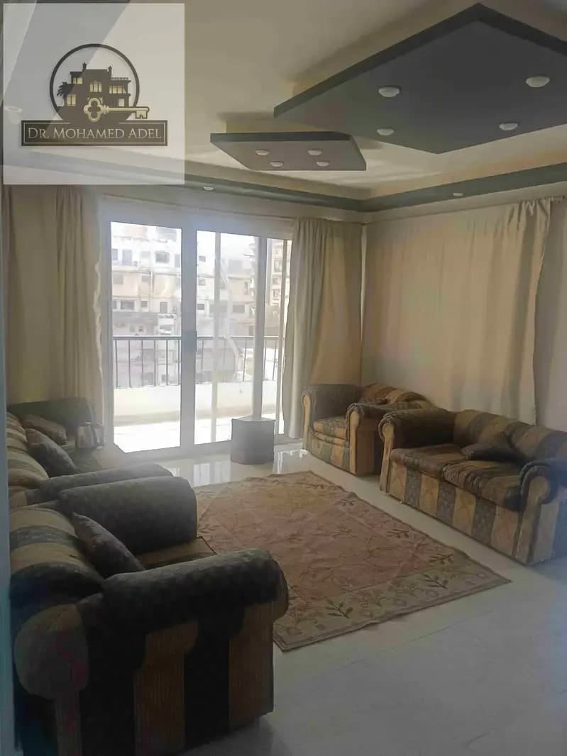 شقة في الإسكندرية