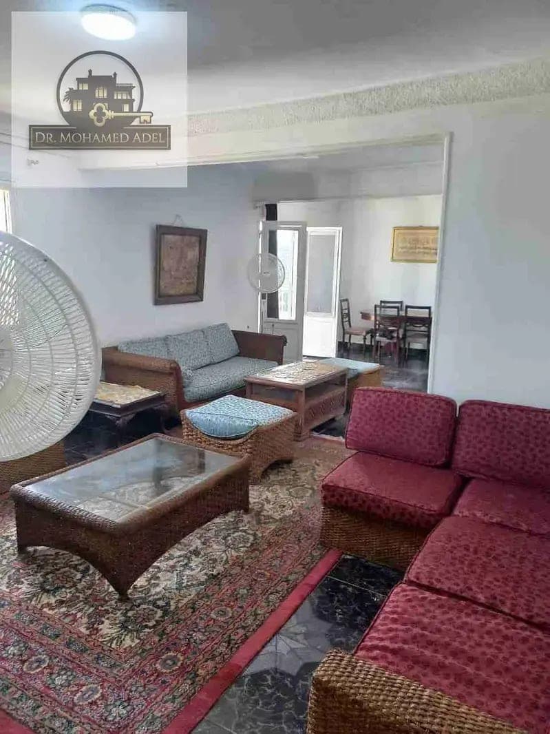شقة في الإسكندرية