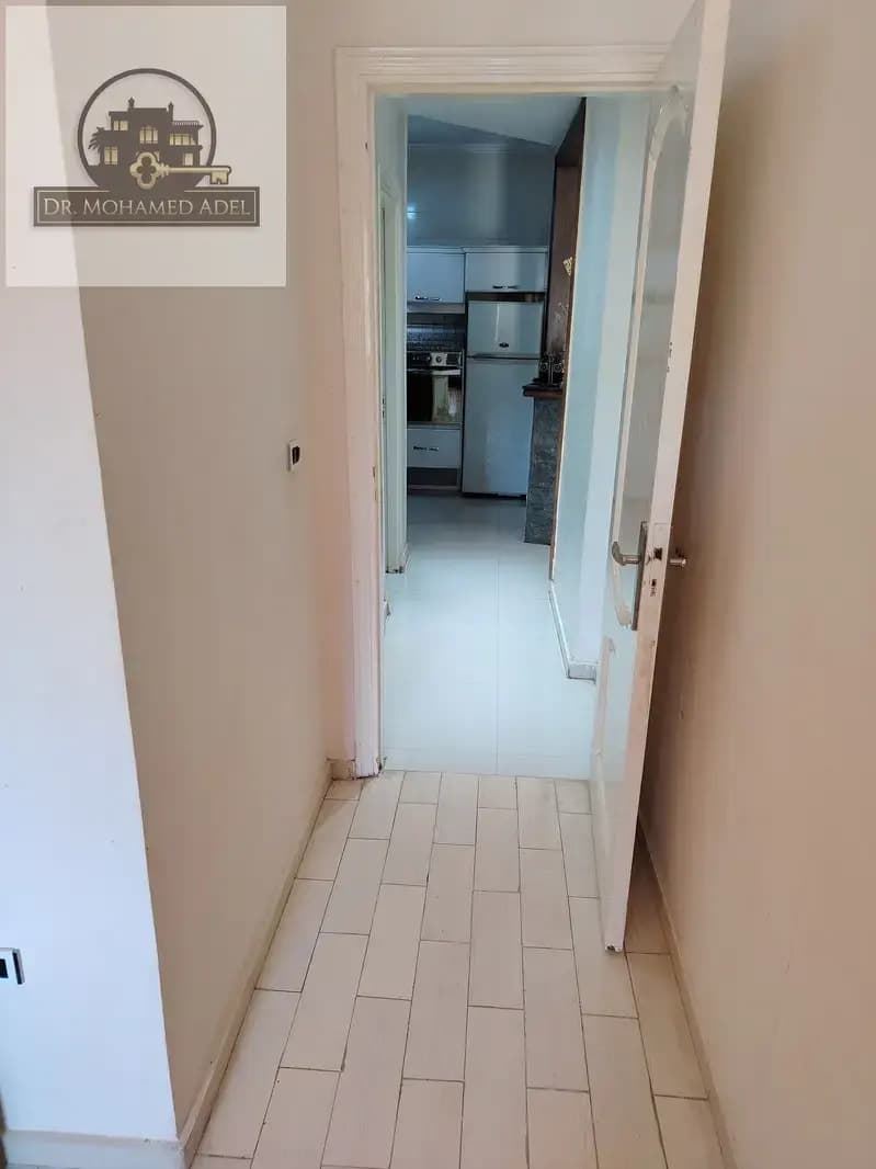 شقة في الإسكندرية