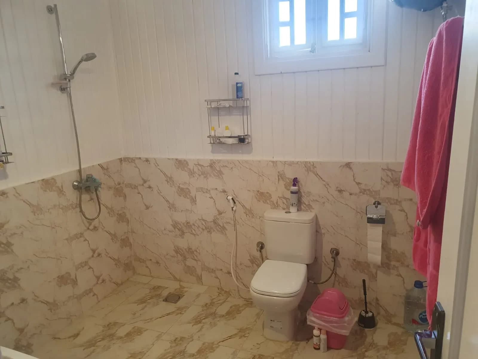 غرفة في دهب (كوخ)