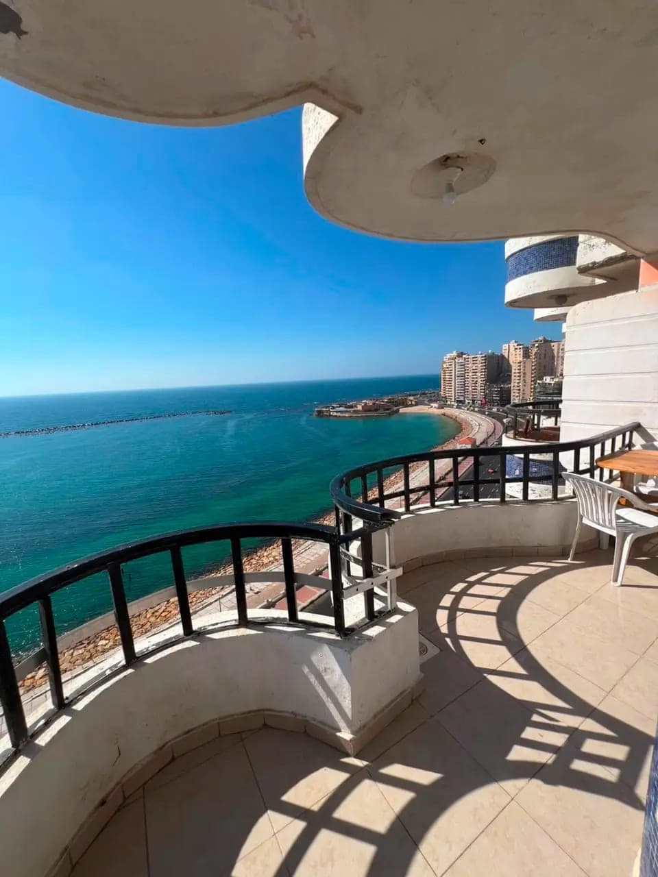 شقة في الإسكندرية