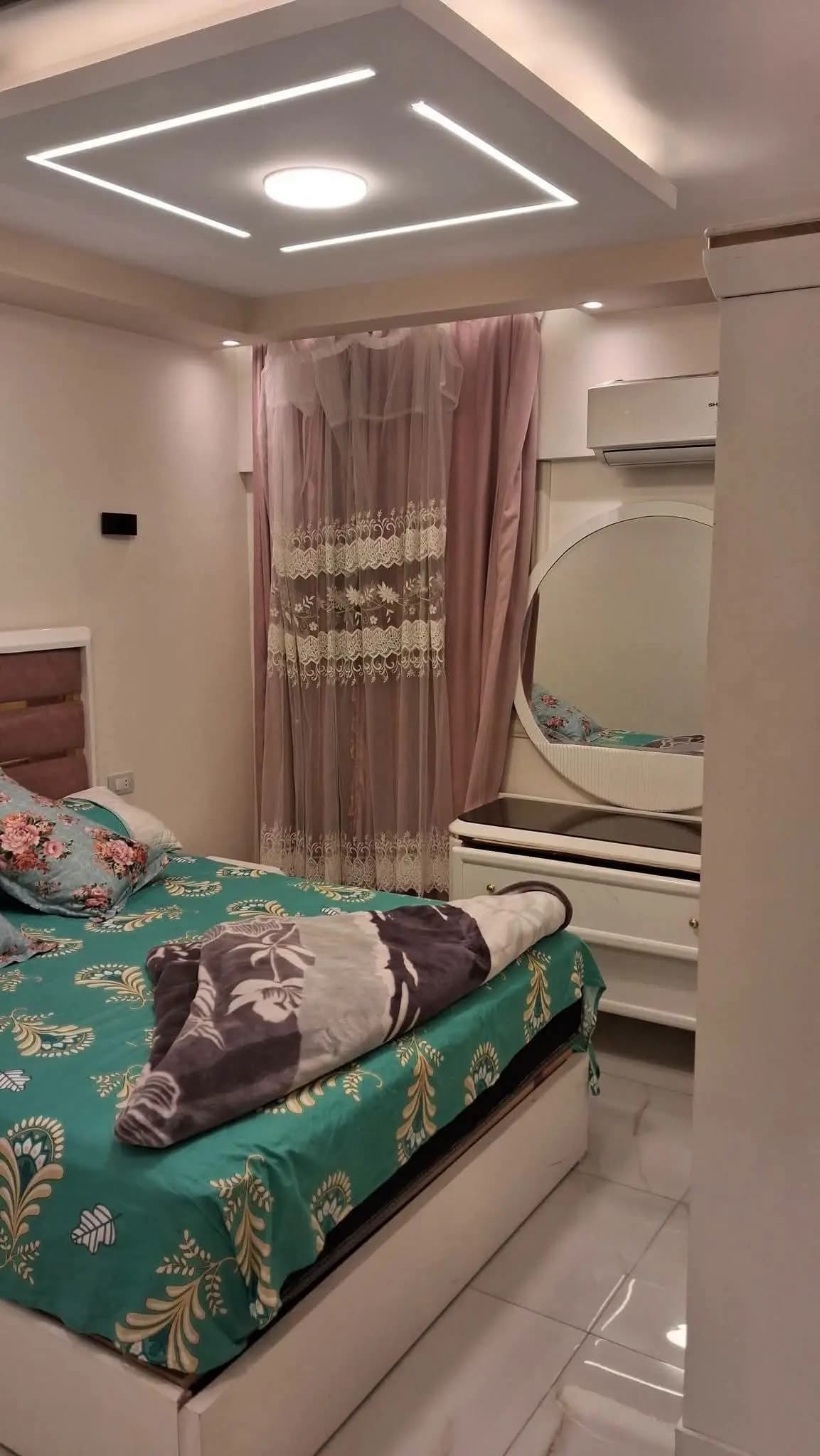 شقة في الإسكندرية