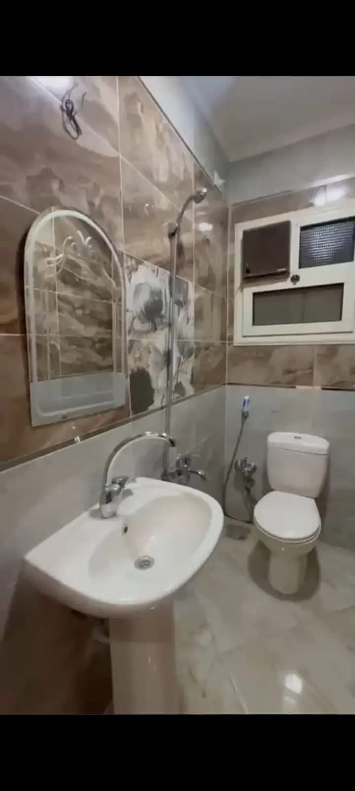 شقة في القاهرة