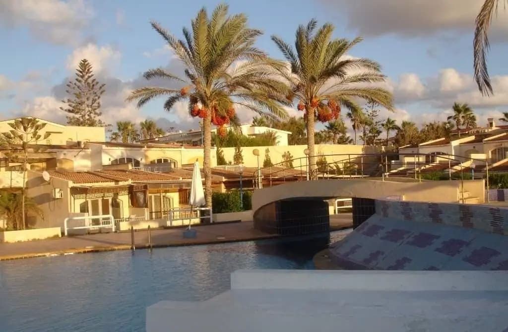 Villa in North Coast
