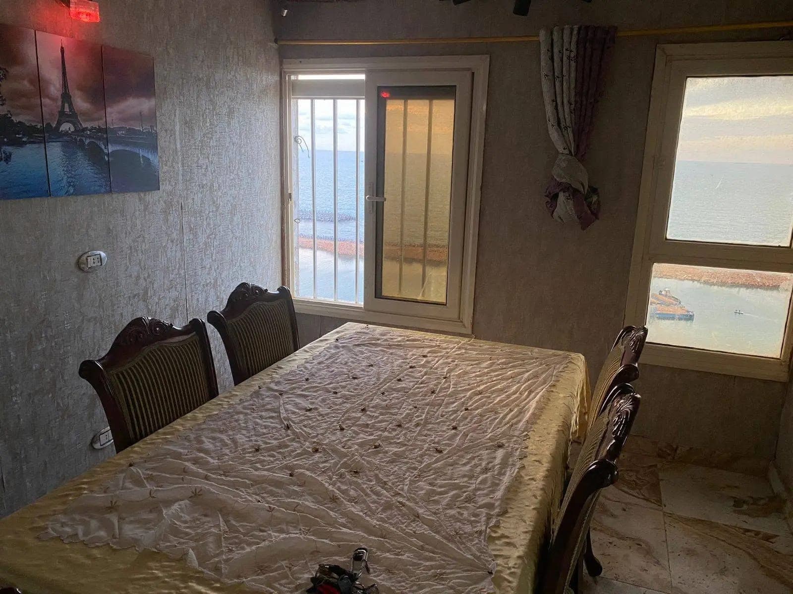 Apartment in Alexandria