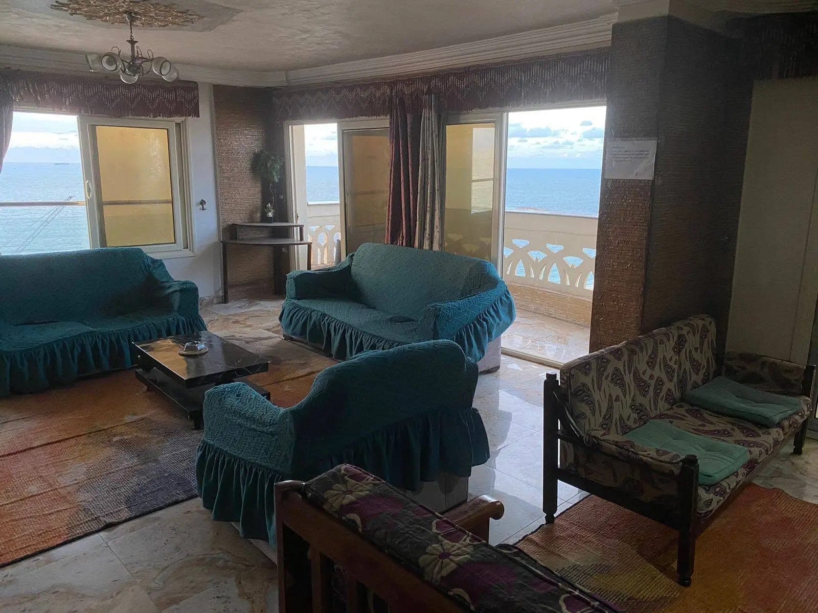 Apartment in Alexandria