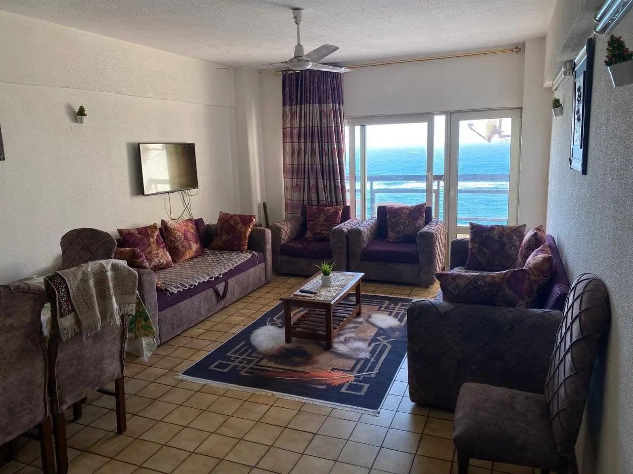 Apartment in Alexandria