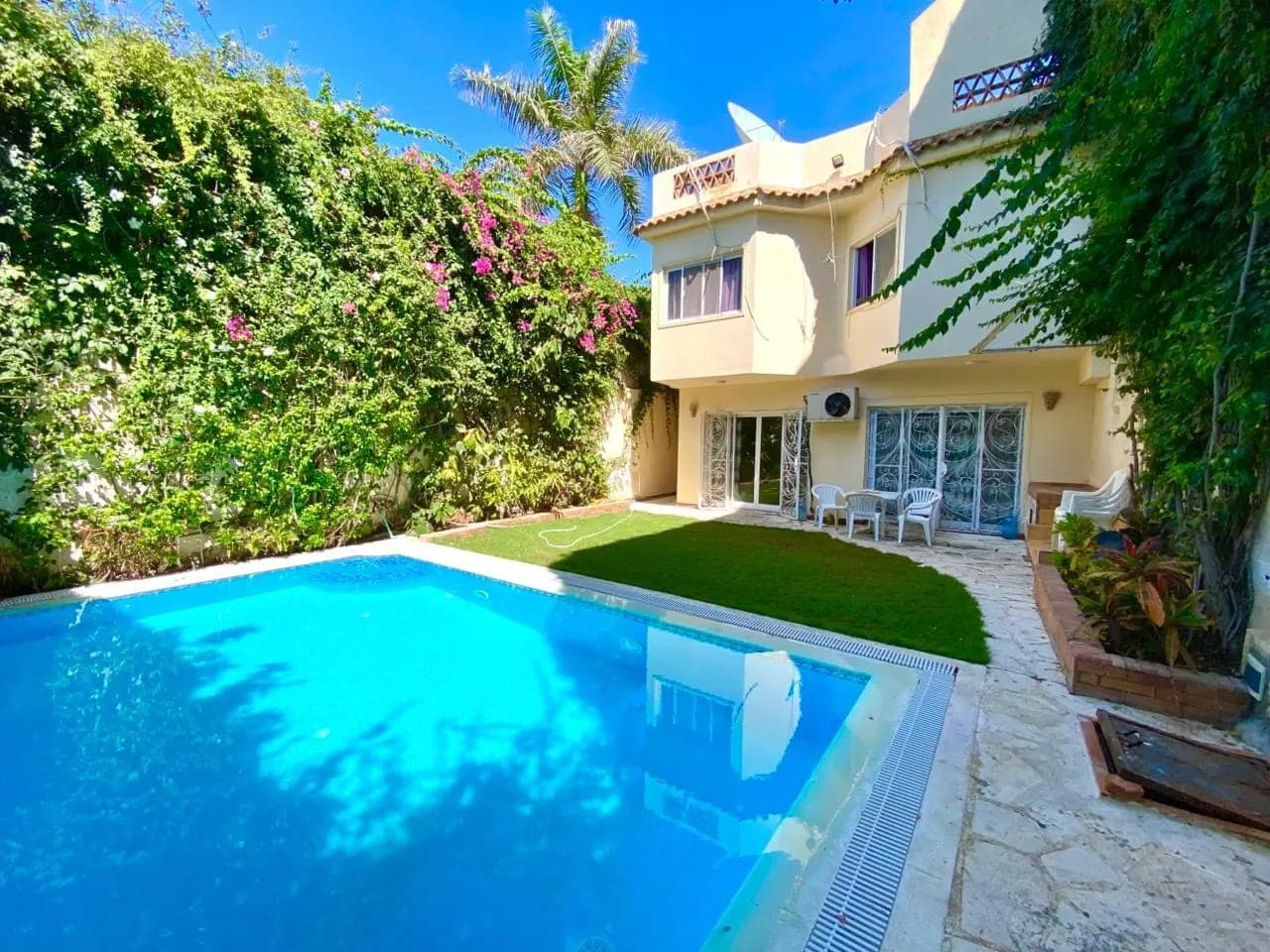 Villa in Alexandria
