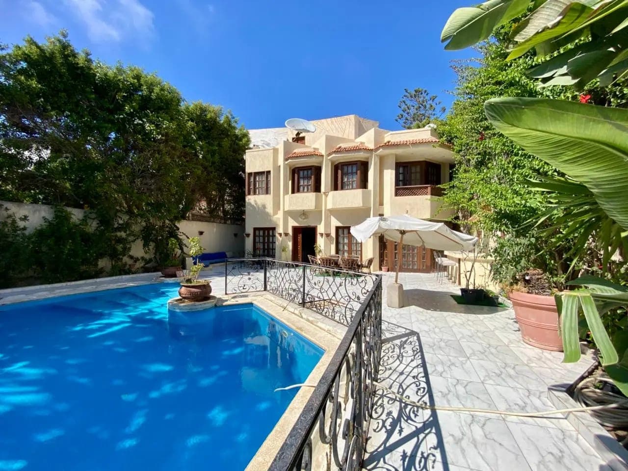 فيلا في الإسكندرية