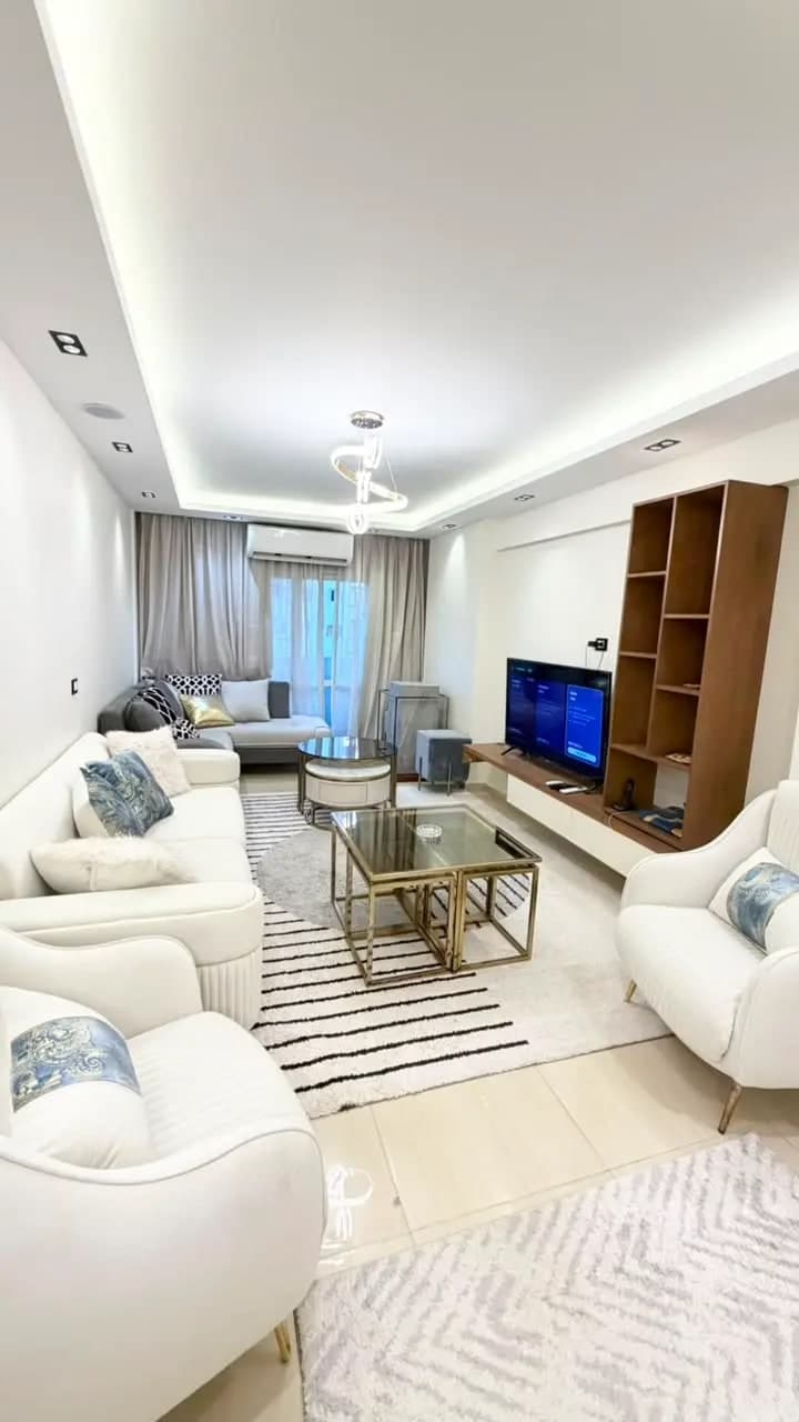 شقة في الإسكندرية
