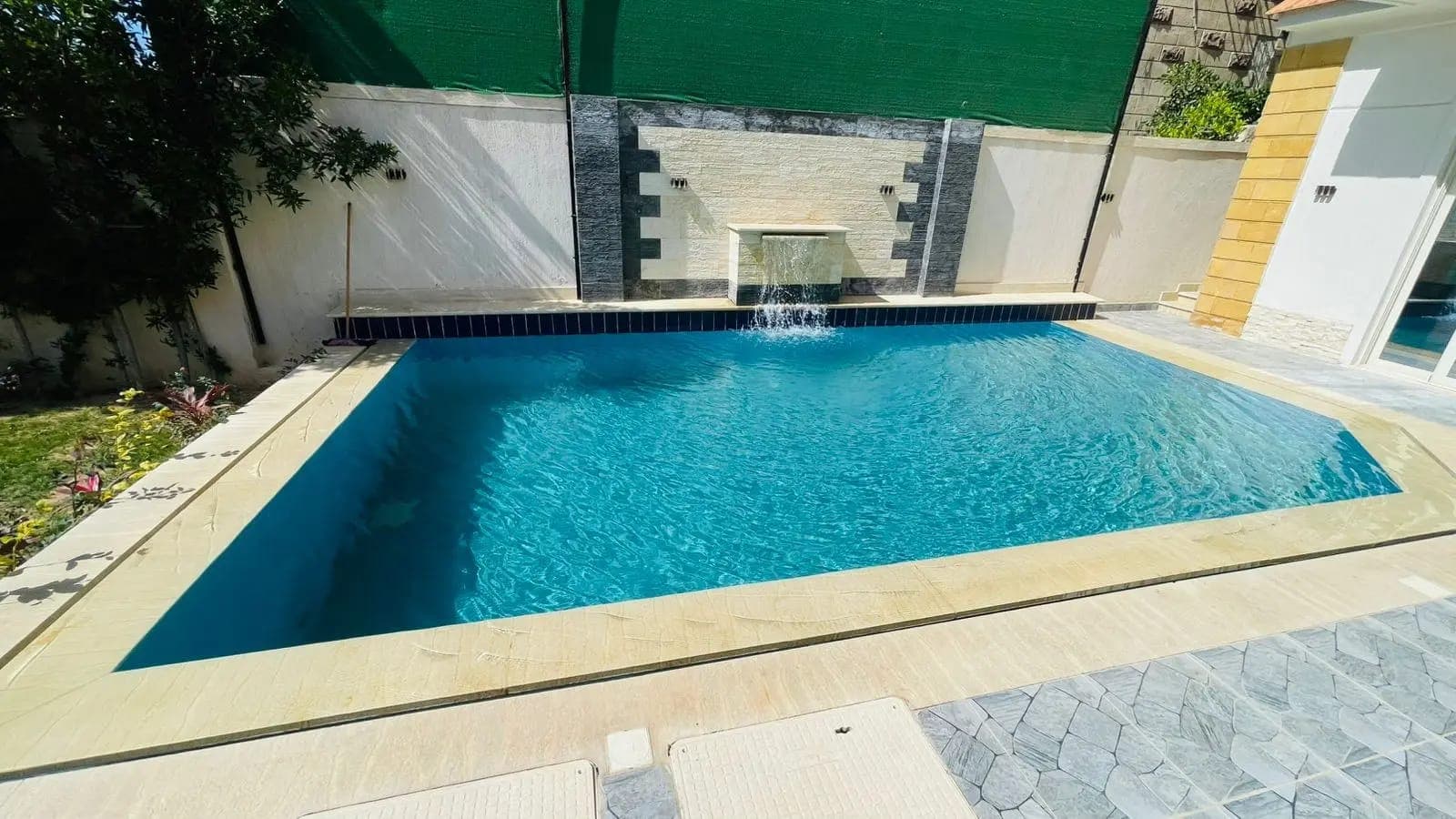 فيلا في الإسكندرية