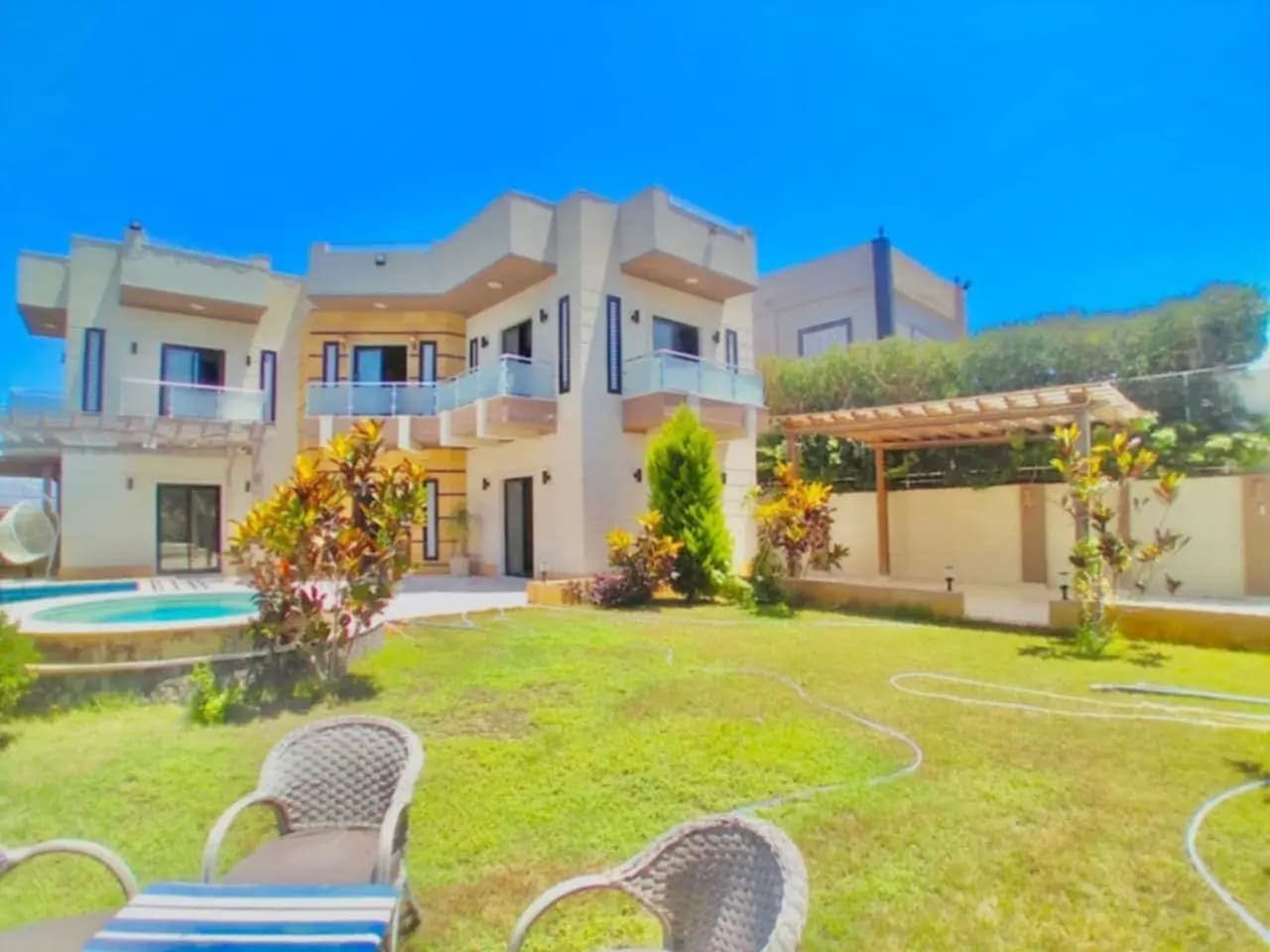Villa in Alexandria