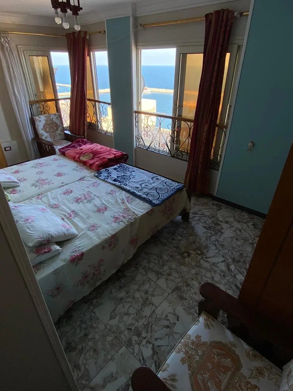 Apartment in Alexandria
