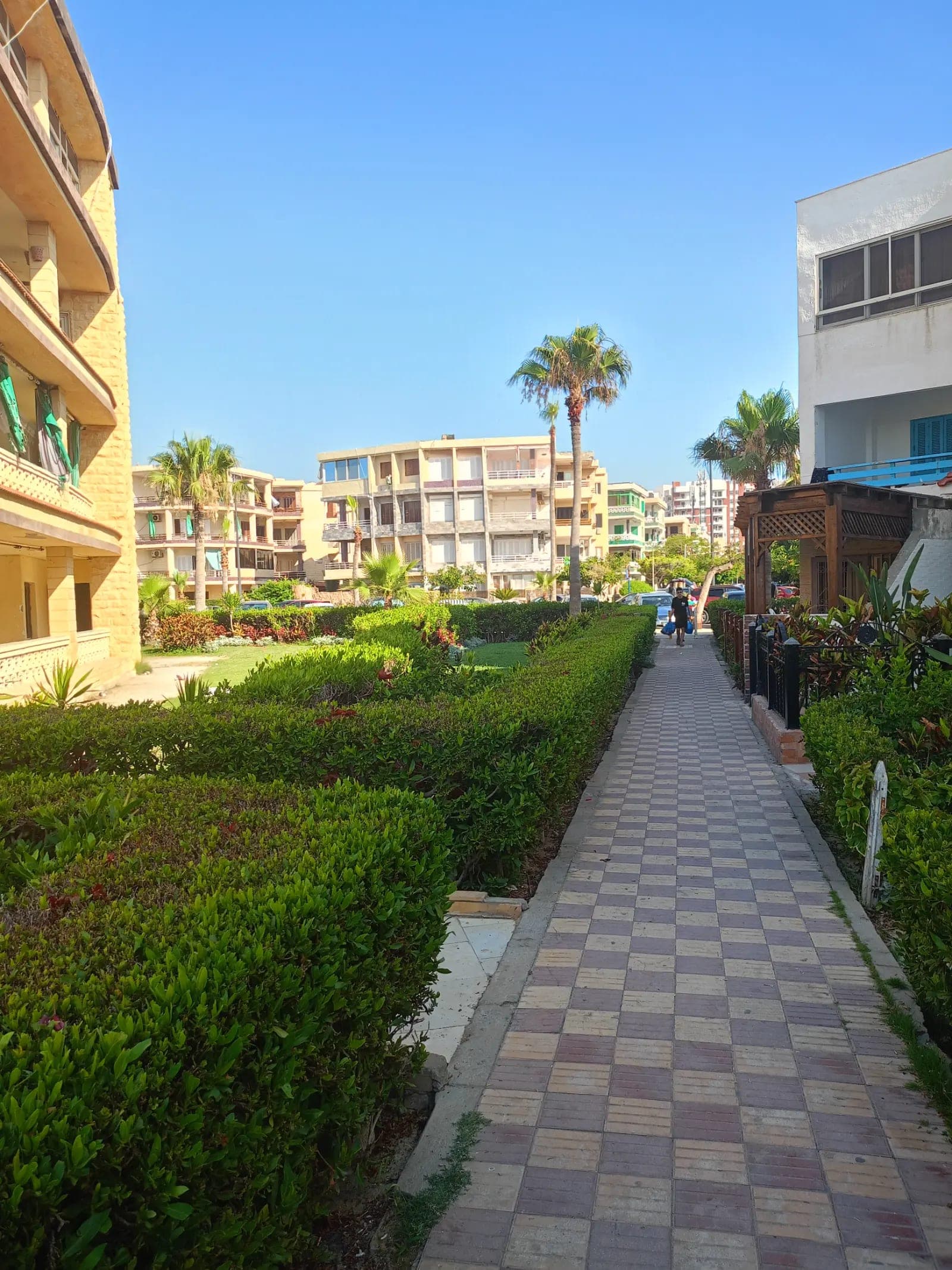 Luxury Seafront Chalet in Mamoura Beach Alexandria