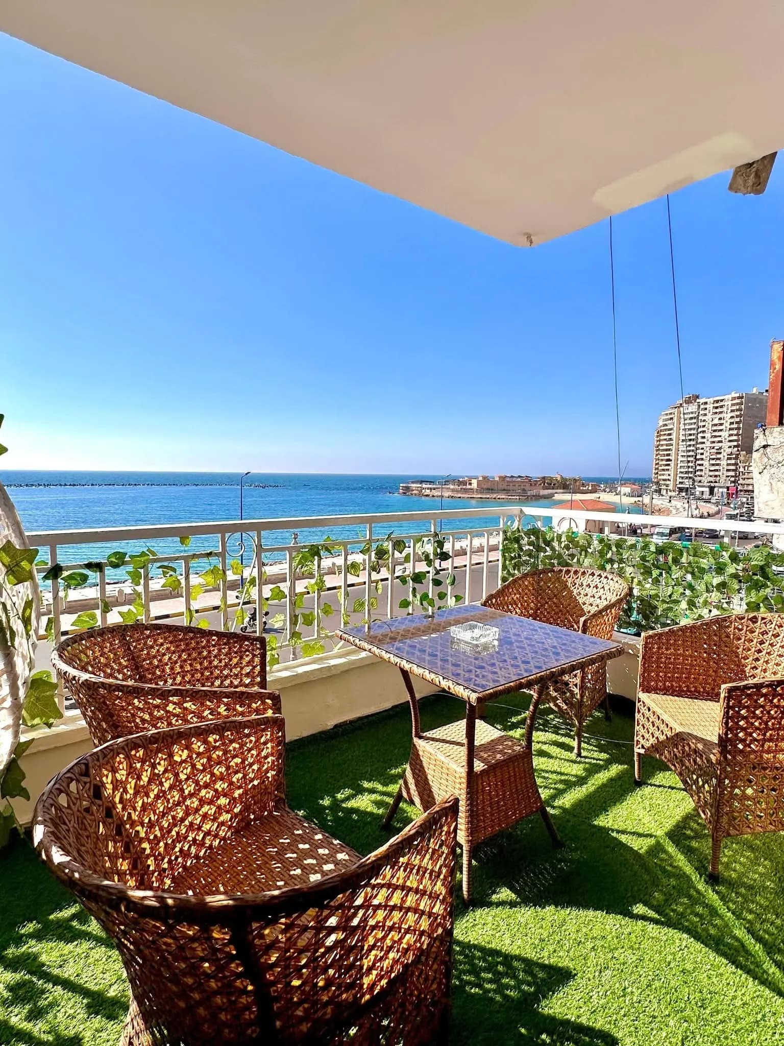 شقة في الإسكندرية