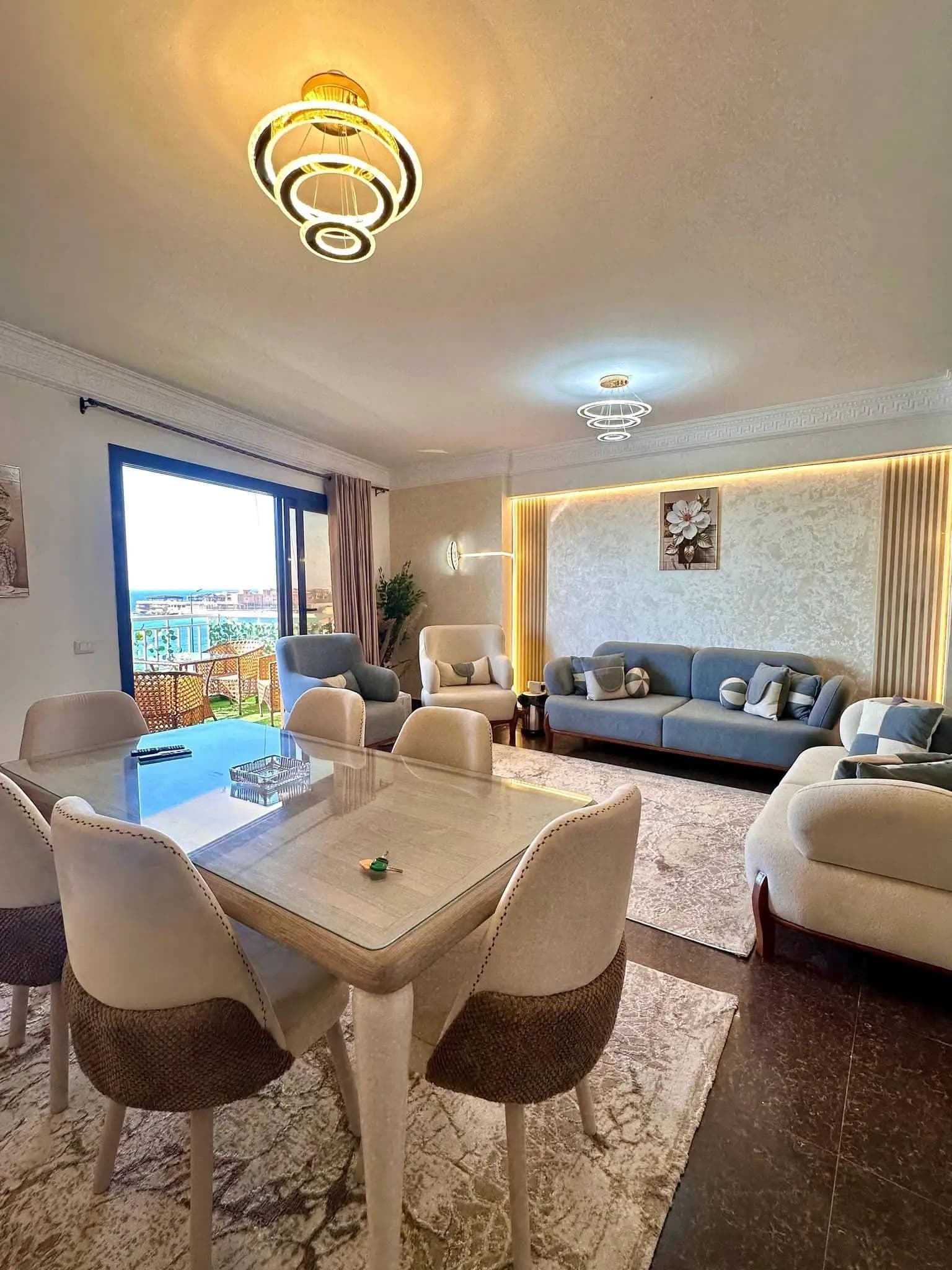 شقة في الإسكندرية