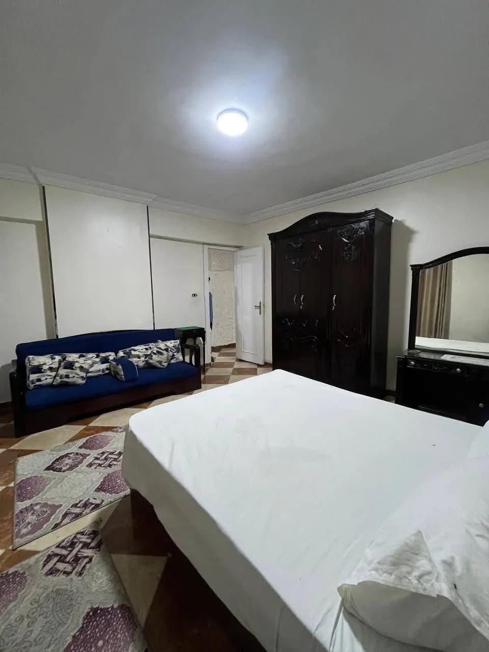 شقة في الإسكندرية
