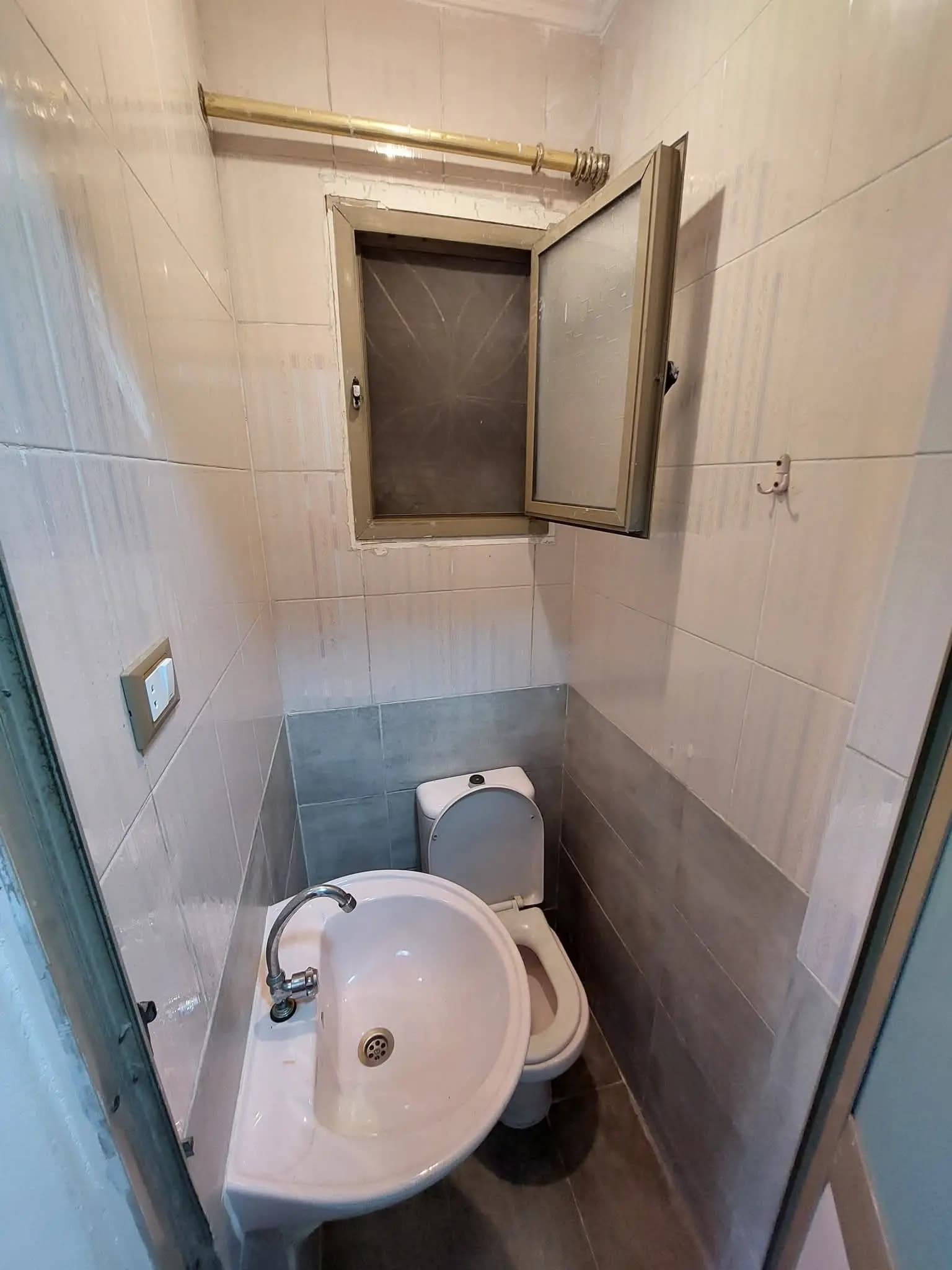 شقة في الإسكندرية