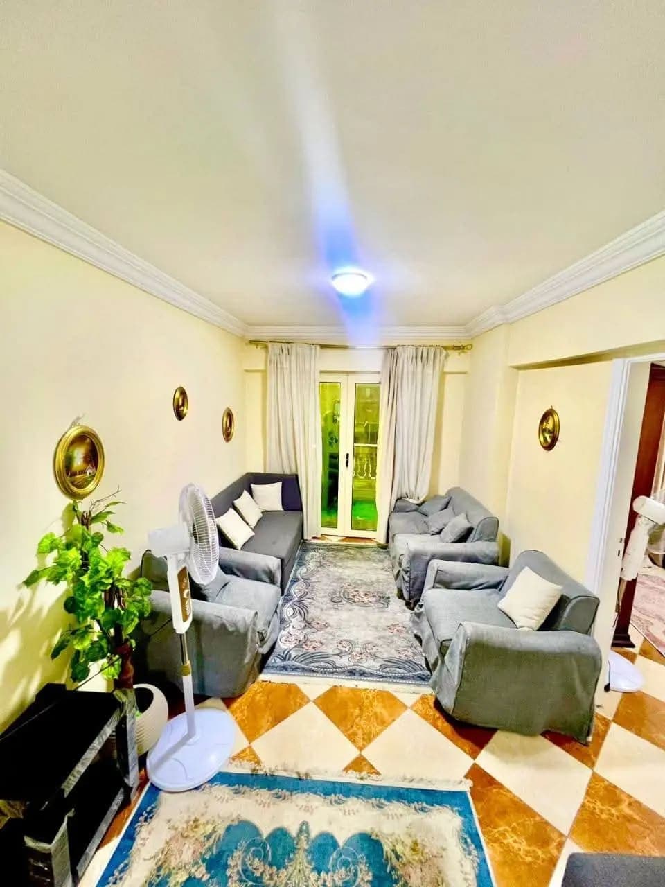 شقة في الإسكندرية