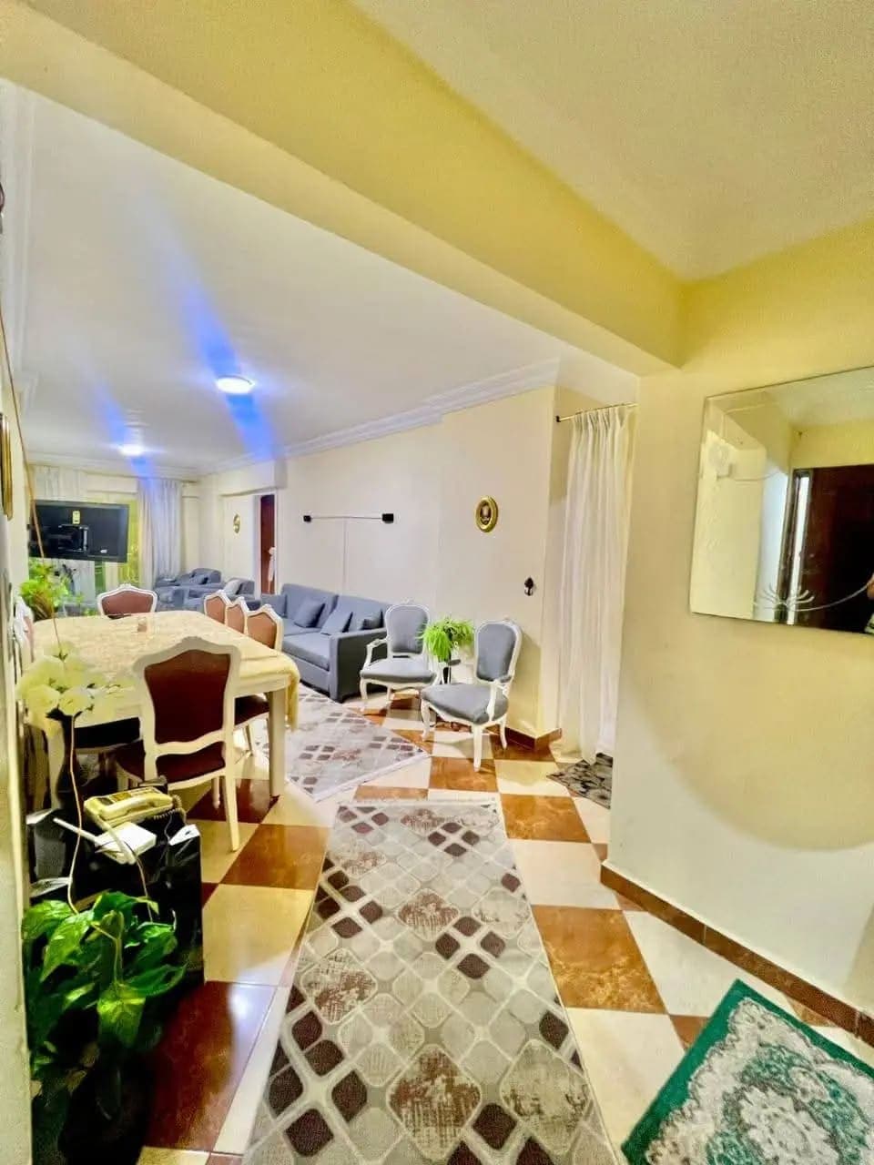 شقة في الإسكندرية