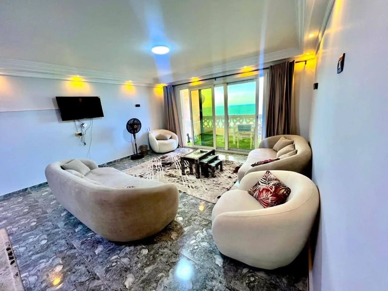 شقة في الإسكندرية