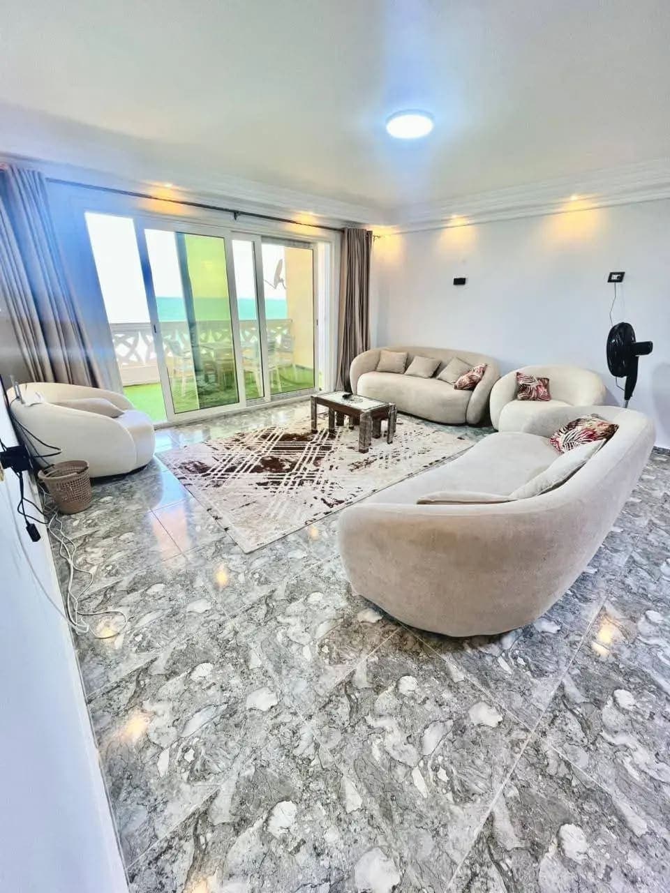 شقة في الإسكندرية