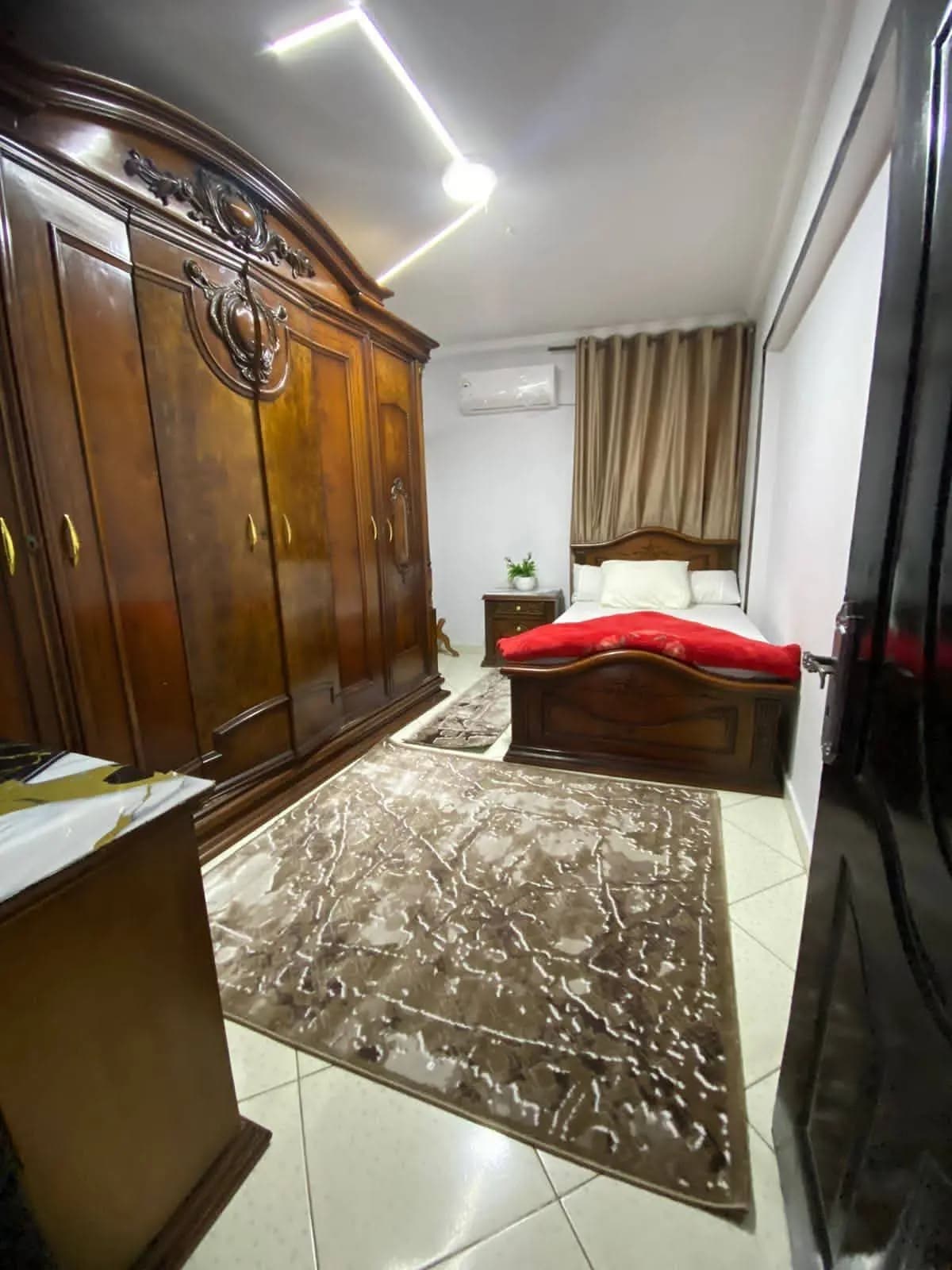 Apartment in Alexandria
