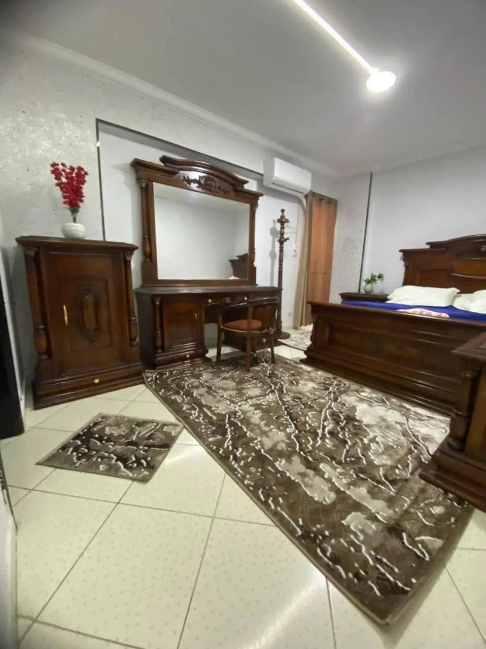 Apartment in Alexandria