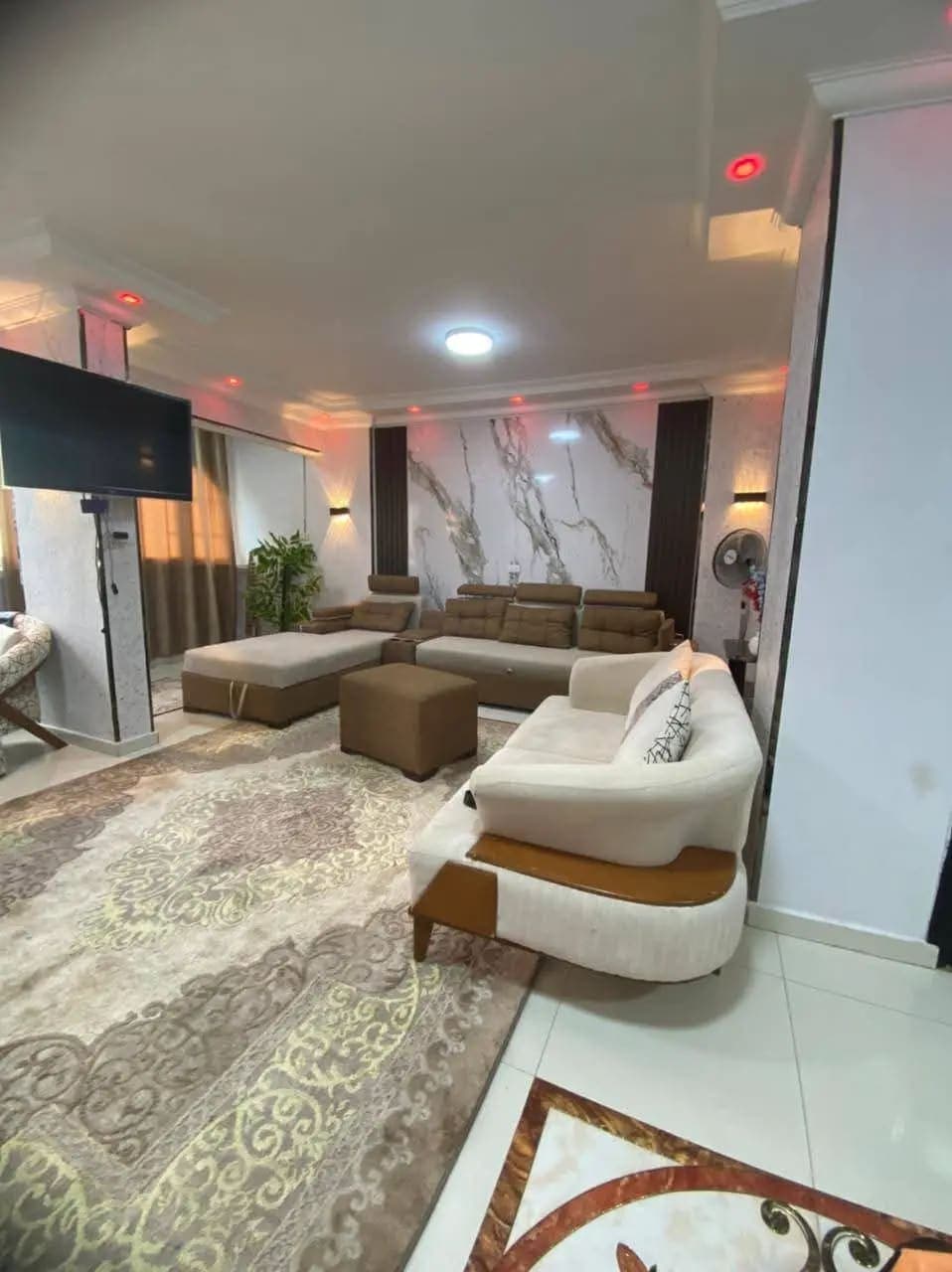 Apartment in Alexandria
