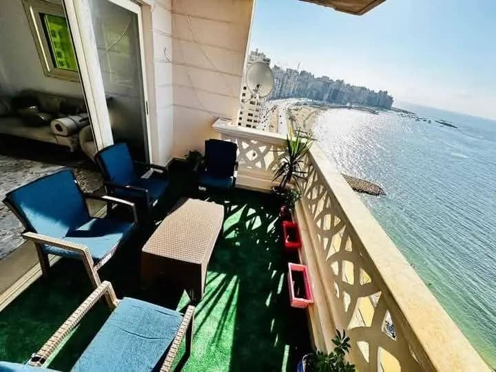 Apartment in Alexandria