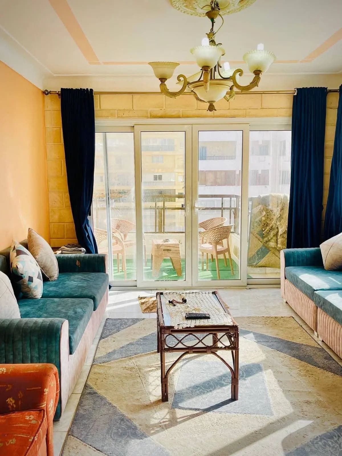 شقة في الإسكندرية