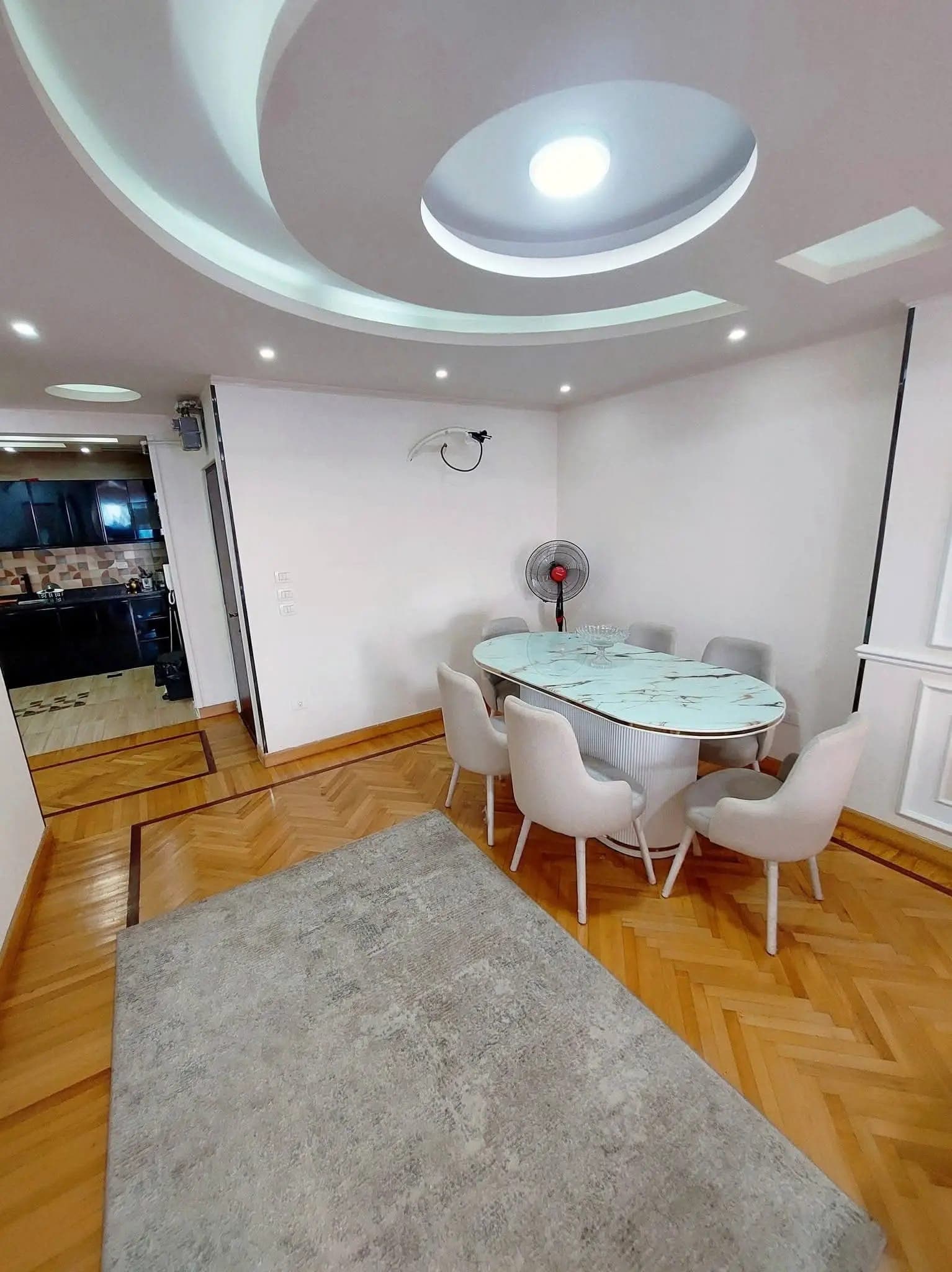Apartment in Alexandria