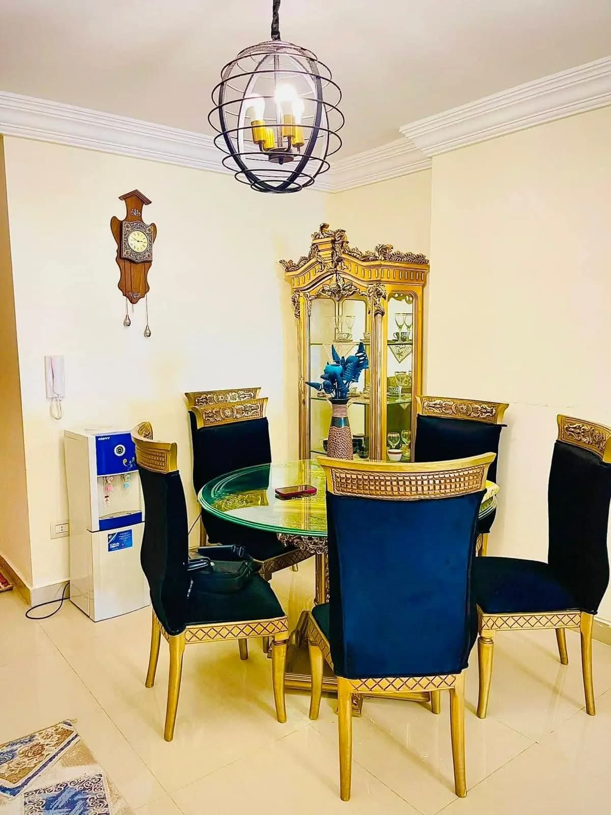 شقة في الإسكندرية