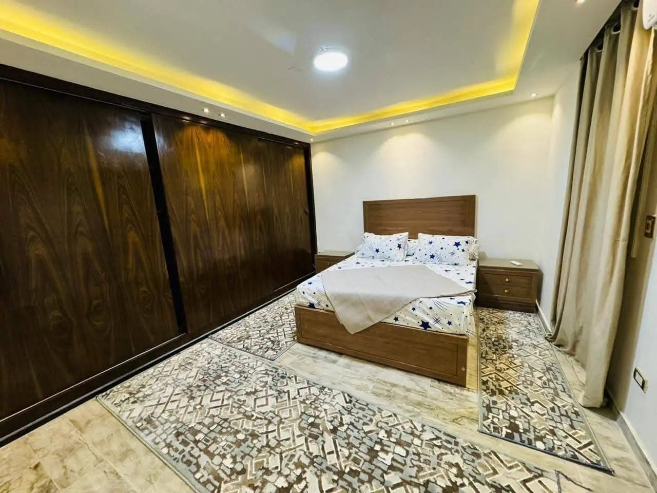 شقة في الإسكندرية