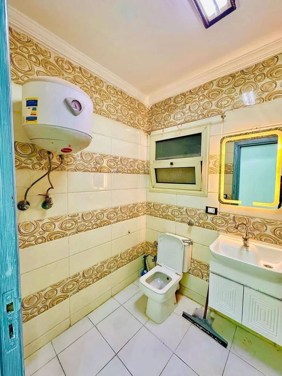 شقة في الإسكندرية