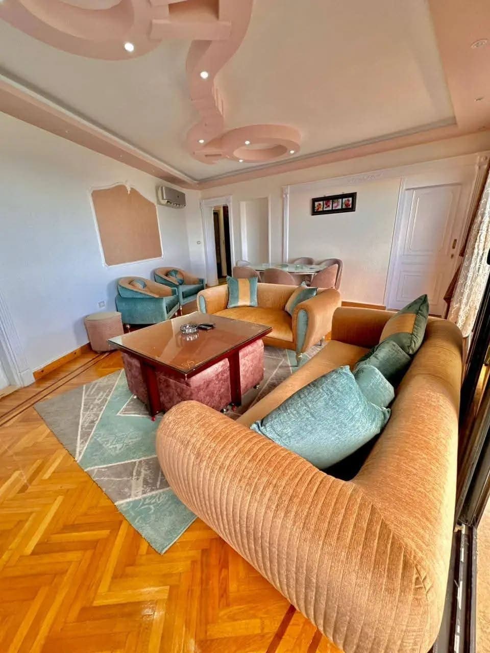 شقة في الإسكندرية