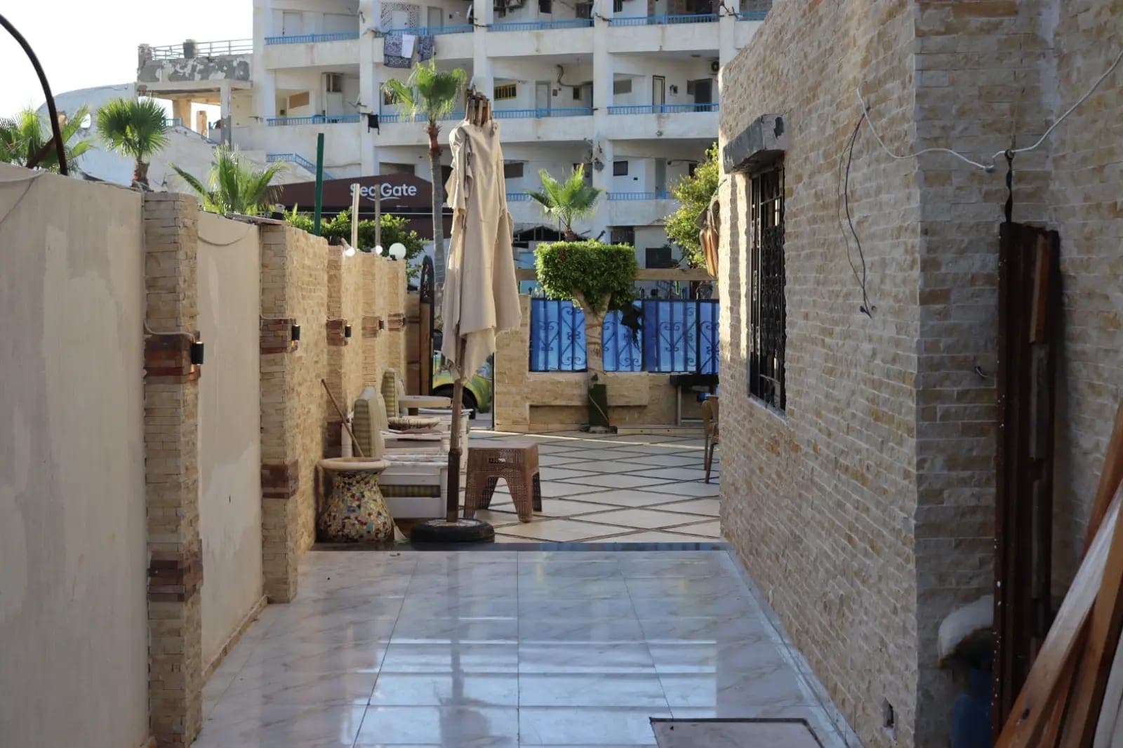 Apartment in Alexandria